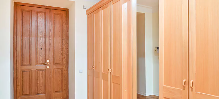 Glass Closet Door Repair in Tarpon Springs, FL